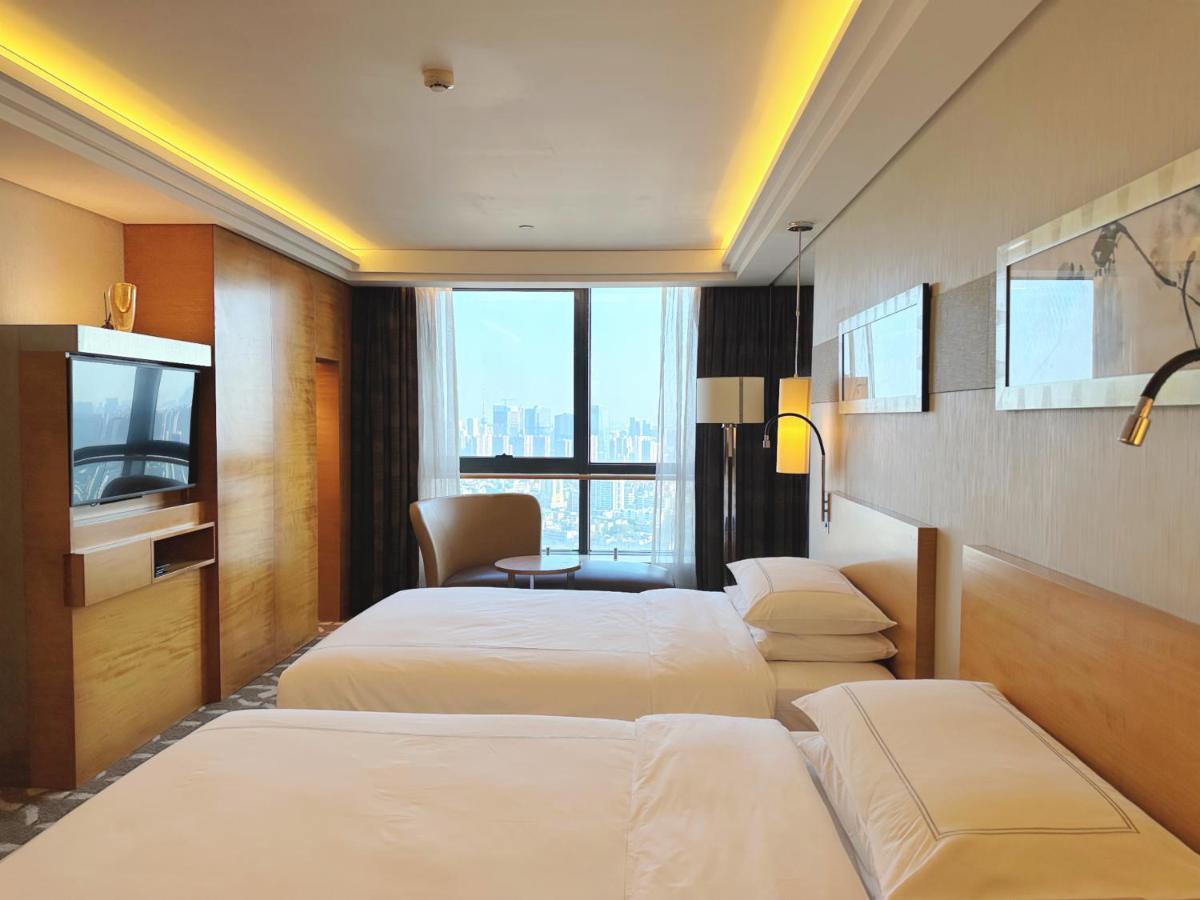 สวิสโซเทล ฝอซาน Hotel ภายนอก รูปภาพ
